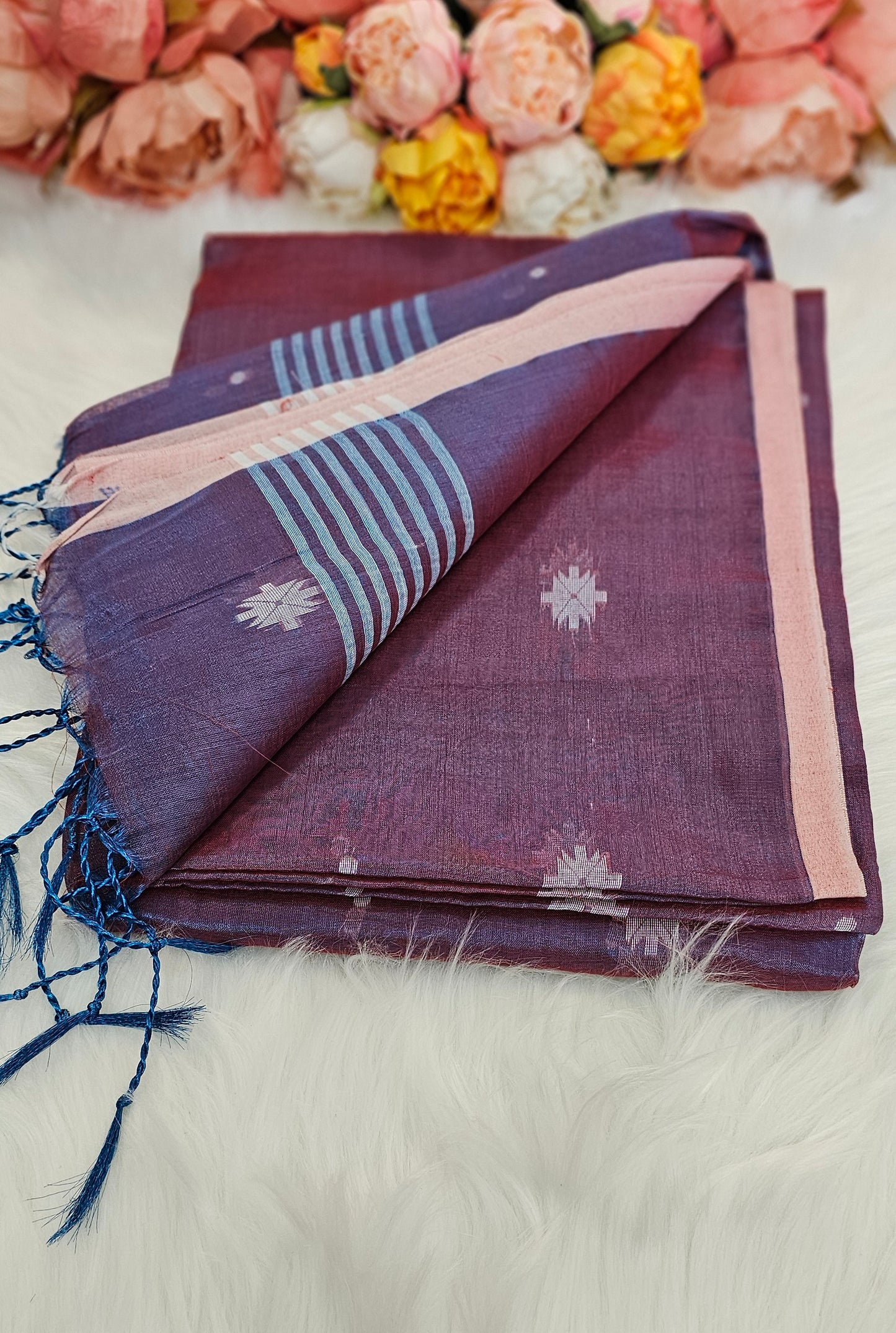 Beautiful dual shade tissue Silk saree